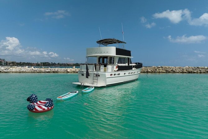 2 Hour Sunset-53' Hatteras Tulum, Playa Del Carmen, Riviera Maya - Fresh Mexican food served on board