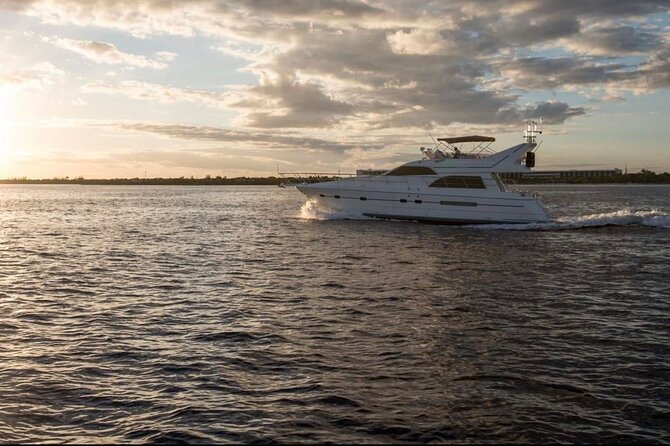 2 Hour Sunset- 60' Neptunus Tulum, Playa del Carmen, Riviera Maya - Catching the Last Rays From the Yacht
