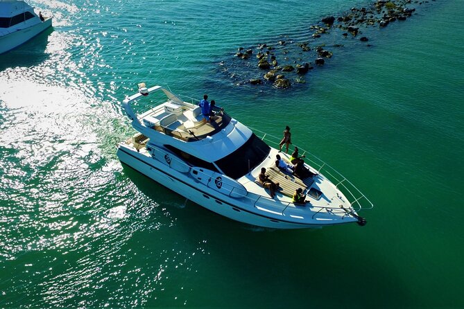 3 Hour Xpu-Ha - 47' Azimut, Tulum, Playa del Carmen, Riviera Maya - Music, karaoke, and the party setup