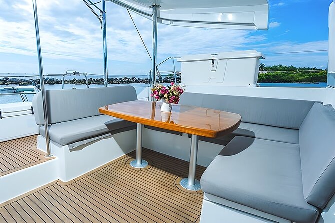 3 Hours Exclusive 45' Lagoon Catamaran Experience - Who will enjoy this catamaran most