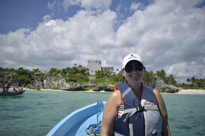 3 in 1 Private Tour Tulum Cenote and Snorkeling in the reef - Tulum ruins with a Caribbean view