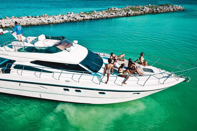 4 Hour - 47' Azimut, Tulum, Playa del Carmen, Riviera Maya - Booking, meeting point, and cancellation details