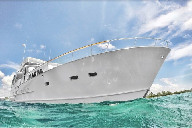 4 Hour - 80' Burger, Tulum, Playa del Carmen, Riviera Maya - Karaoke and Spotify make this more than a snorkel trip
