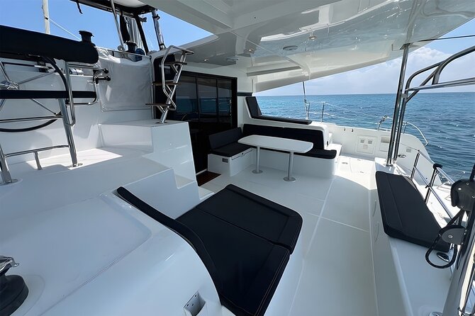 4 Hour Catamaran Experience in a Private 42' Lagoon - Reaching the reef near Inha or Paamul