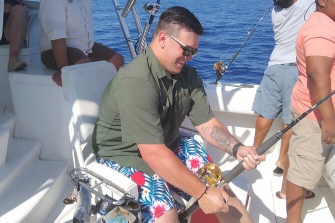 4 Hour Private Fishing Tour in Puerto Aventuras Riviera Maya - Who should book this charter?