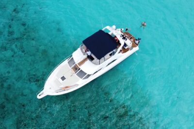4 hours snorkel & beach tour – Private Yacht 47 ft
