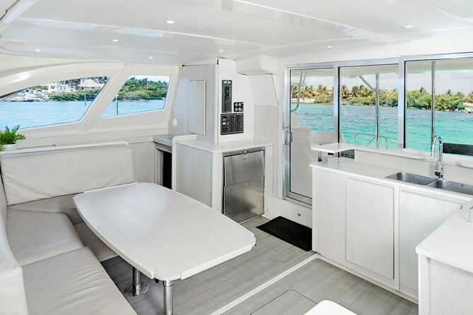 4H Luxury 44' Catamaran All-Inclusive in Tulum & Playa del Carmen - Ceviche, lunch, and an open bar