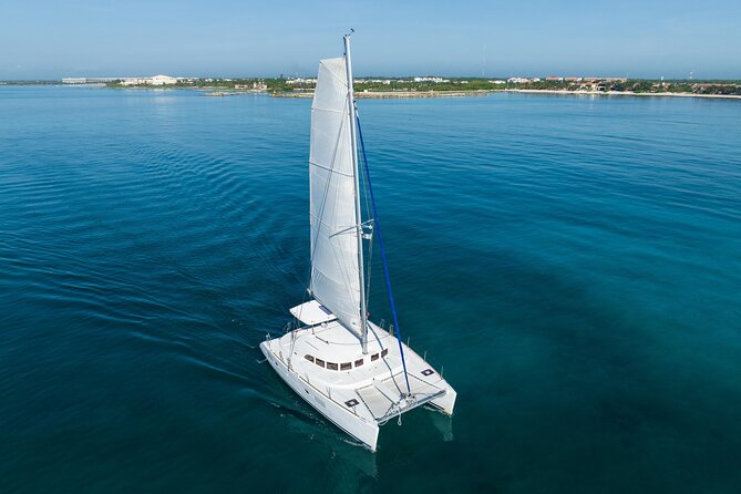 8H 38' Catamaran All-Incl. to Cozumel in Tulum & Playa del Carmen - Paamul Bay: water, beach, and a choice of pace