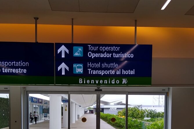 Airport Transfers to Puerto Aventuras - Private van (ROUND TRIP) FLAT RATE - Choosing Between the SUV and the 10-Seat Van