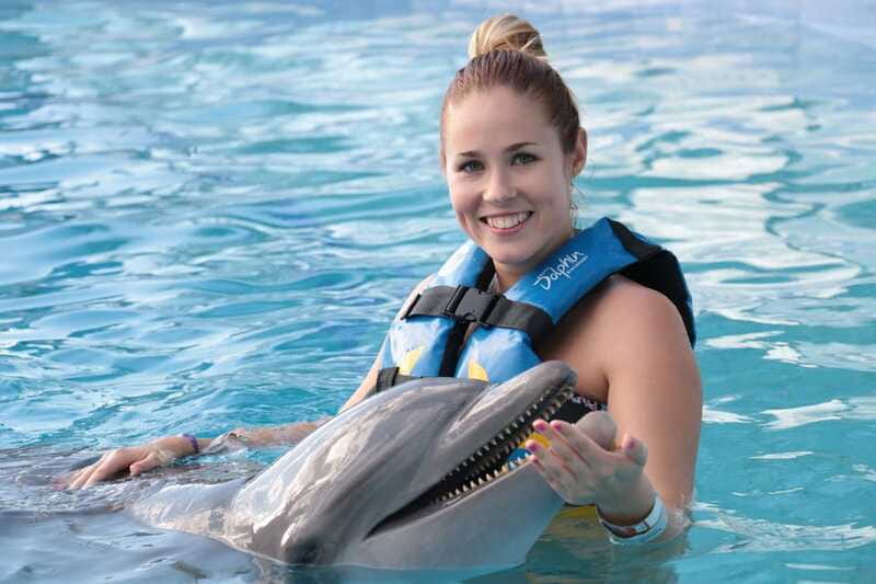 Akumal: Dolphin Encounter - What the animal-care message means