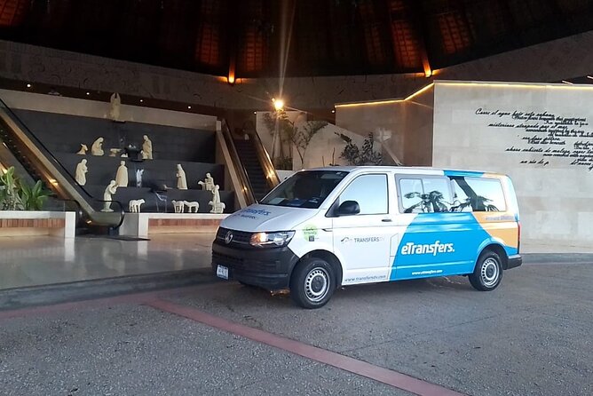 Akumal Private Transportation From-To Cancun Airport - Value for couples, families, and small groups