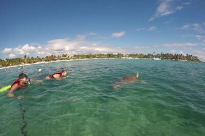 Akumal turtles sanctuary and go pro photos