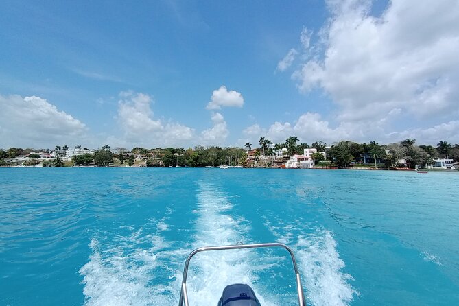 Bacalar: The Great Pyramids of Ichkabal Lagoon & Los Rapidos. - Ichkabal, Maya temples in the forest