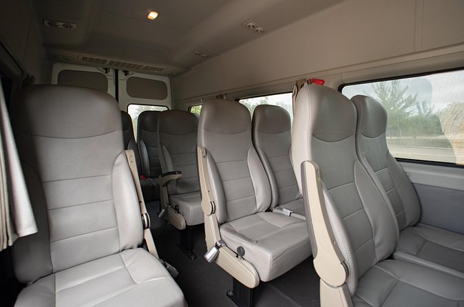 Cancun Private Mini-Van Roundtrip Transportation - What the return pickup is like