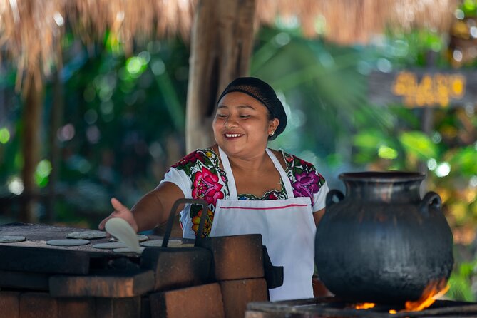 Cenotes trail jungle bike tour in Tulum with lunch - What to wear and what to expect physically