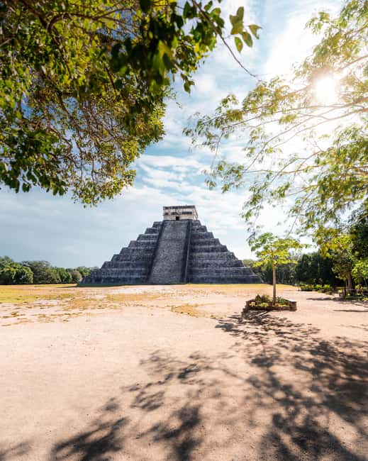 Chichen Itza: All-Inclusive Tour with Valladolid & Cenote - A short walk through Valladolid