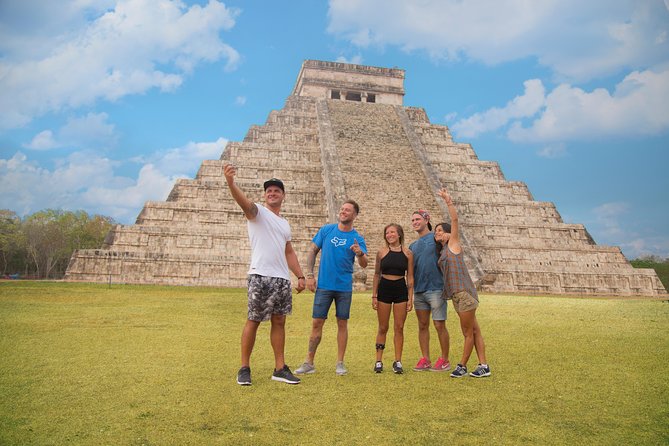 Chichen Itza by Van: Reduced Group, Tour Guide, Fast Trip & Lunch - Why the early start changes the day