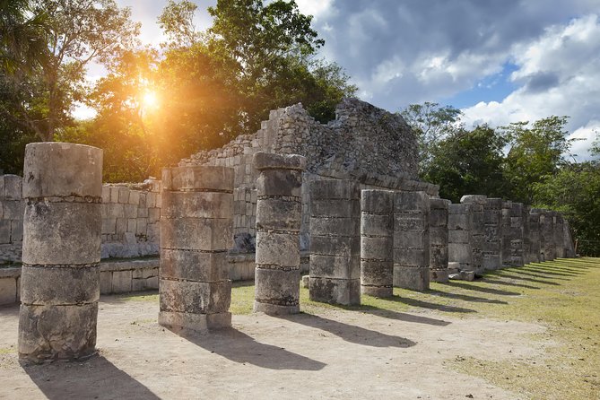 Chichen Itza by Van: Reduced Group, Tour Guide, Fast Trip & Lunch - The Great Ball Court and the outer buildings