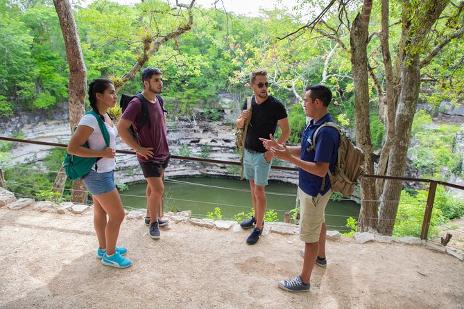 Chichen Itza by Van: Reduced Group, Tour Guide, Fast Trip & Lunch - Vendors, souvenirs, and the feel of the site