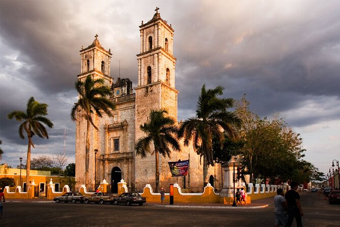 Chichén Itzá, Cenote and Valladolid with Lunch and transportation. - Transport is organized, but the day is long