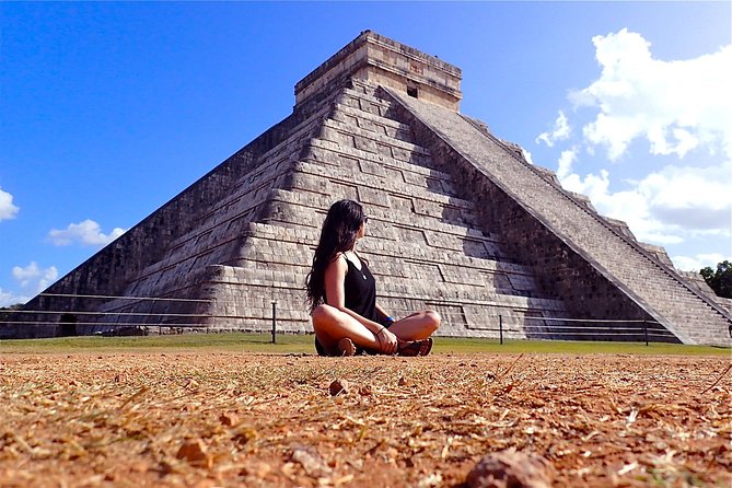 Chichen Itza, Cenote Hubiku, and Ek Balam- Small Group - A small van and a very early morning