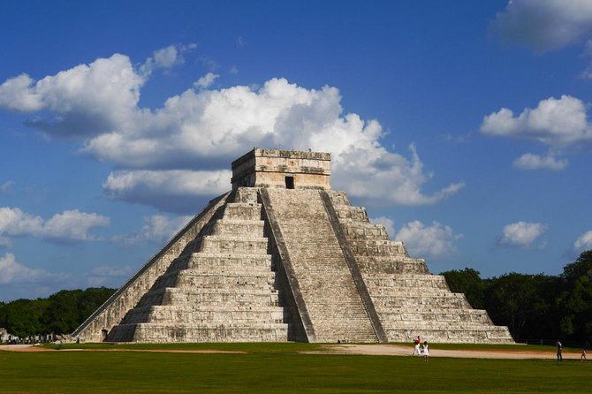Chichen Itzá, Cenote Ik Kil, Valladolid Premium Reduced Group - Why this makes a useful Yucatan day trip