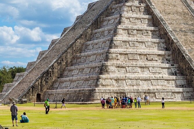 Chichen Itza, Cenote Swim & Valladolid From Riviera Maya - Buffet lunch and the extra charges to plan for