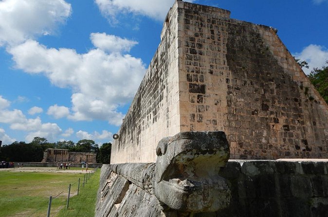 Chichen Itza - Cenote - Valladolid - Lunch with regional food after the ruins