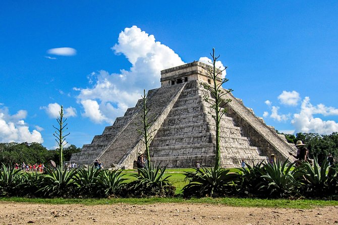 Chichen Itza & Ekbalam Tour From Playa del Carmen - Guides can make or break the day