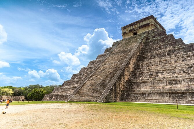 Chichen Itza & Ekbalam Tour From Playa del Carmen - The early ride from Playa del Carmen