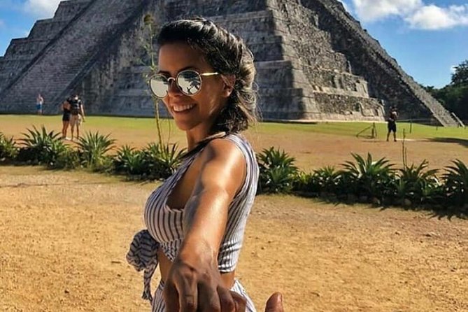 Chichen Itza FULL DAY TOUR - Two hours among Chichen Itza’s major monuments