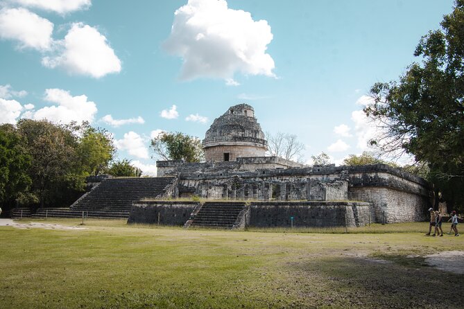 Chichen Itza Marvel of the World Early Morning Archaeologic Tour - Lunch, water, and the practical comforts