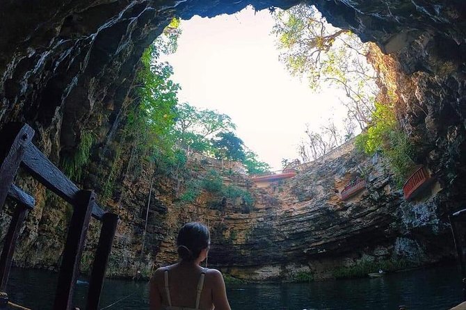 Chichen Itza Premier All-In-One Tour from Cancun and Riviera Maya - Buffet lunch and the short Valladolid stop