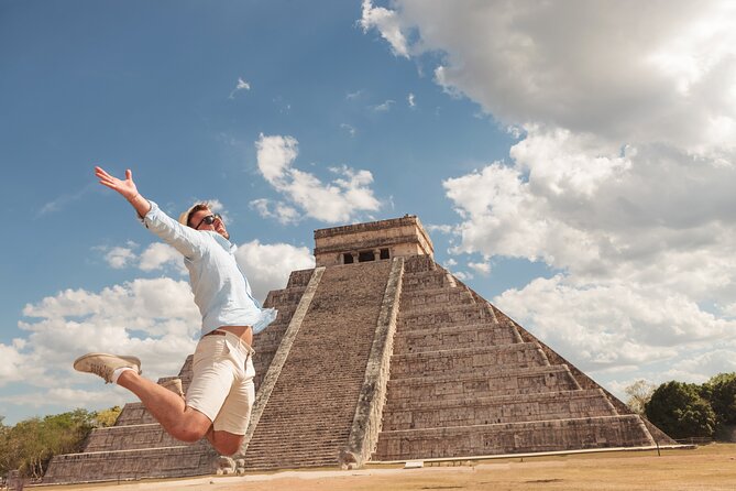 Chichen Itza, Yucatecan Buffet, Cenote Saamal and Valladolid - A 12-hour day built around Chichen Itza