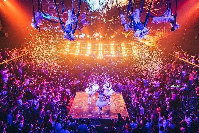 Coco Bongo Playa del Carmen New Year's Eve 2027 - Crowds, sightlines, and the VIP question