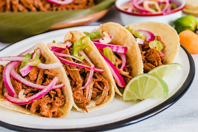 Cooking Class in Playa del Carmen: 9 Recipes & Bottomless Drinks - Who should book this class?