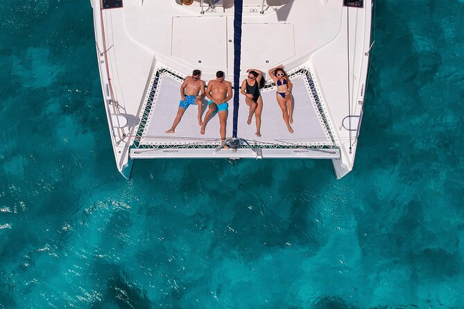 Cozumel Luxury Sailing & Snorkeling with Lunch and Open Bar Onboard - Boarding the catamaran and finding your rhythm