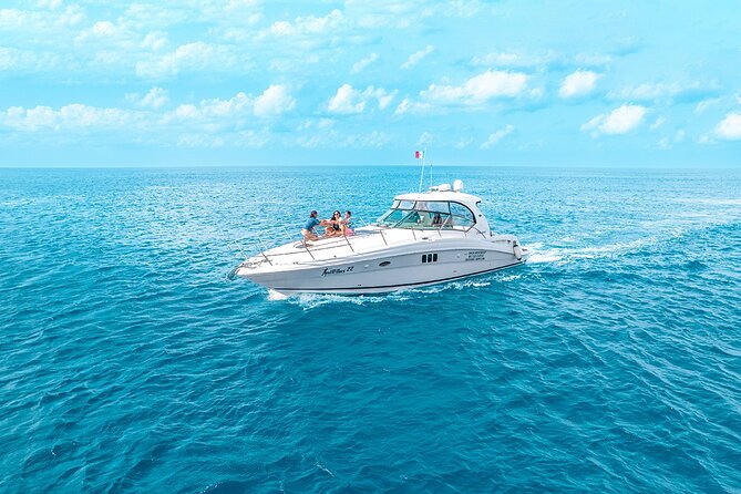 Cozumel Private Yacht and Snorkel with Lunch and Open Bar Onboard - Getting from Playa del Carmen to Cozumel