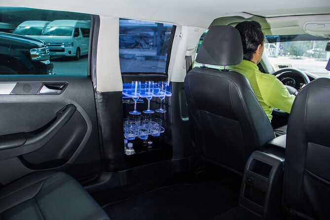 Departure by Luxury Sedan From Playa del Carmen to Cancun Airport - Who Should Book This Transfer