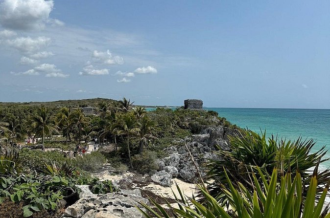 Discover the Mystical Tulum Ruins with a Certified Federal Guide - Heat, walking, and what to bring
