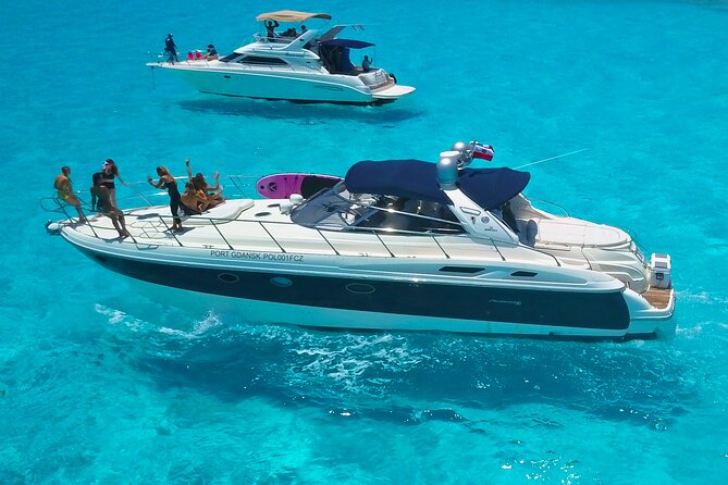 DIVA 60ft Elite Italian Yacht Experience in Cancun - A 60-foot yacht with room for your own plan