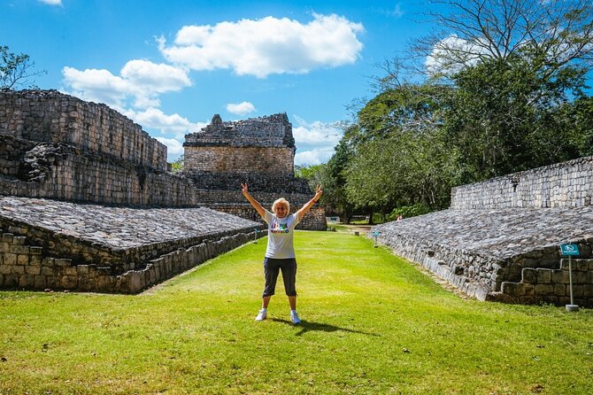 Ek Balam, Mayan traditions and cenote Chichikan - Three hours among the ruins of Ek Balam