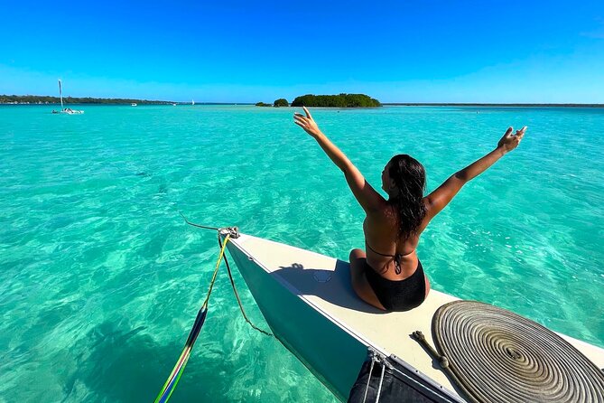 Full Day Bacalar with Boat Tour, Cenote Azul and Breakfast - Pirate Canal, Bird Island, and the lagoon’s story
