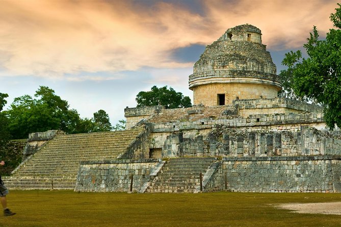 Full-day Tour of Chichen Itza, Cenote & Valladolid City - Lunch and the Yucatecan food stop
