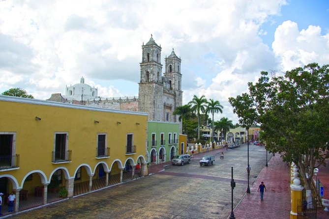 Full-day Tour of Chichen Itza, Cenote & Valladolid City - Transport, group size, and the early start