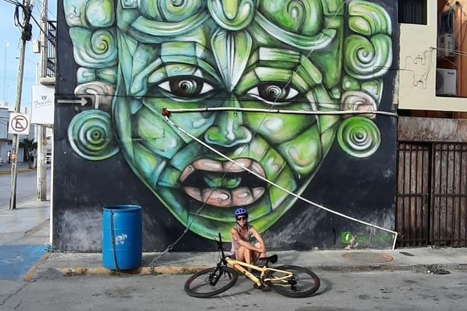Graffitis & Munchies biketour Playa del Carmen - Why a bicycle changes Playa del Carmen