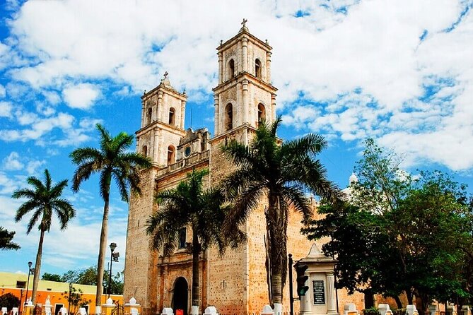 Guided Day Tour to Chichén Itzá, Cenote Swim and Valladolid - The Mayan cultural stop and shopping pressure