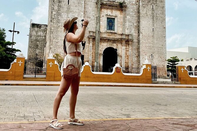 Guided Trip to Chichen Itza, Cenote Saamal, Buffet and Valladolid - Group size, language, and the feel of the day