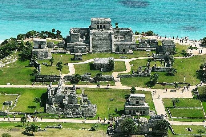 Half day Tulum Archeological site & Underground river with Lunch - Guides, group size, and personal service