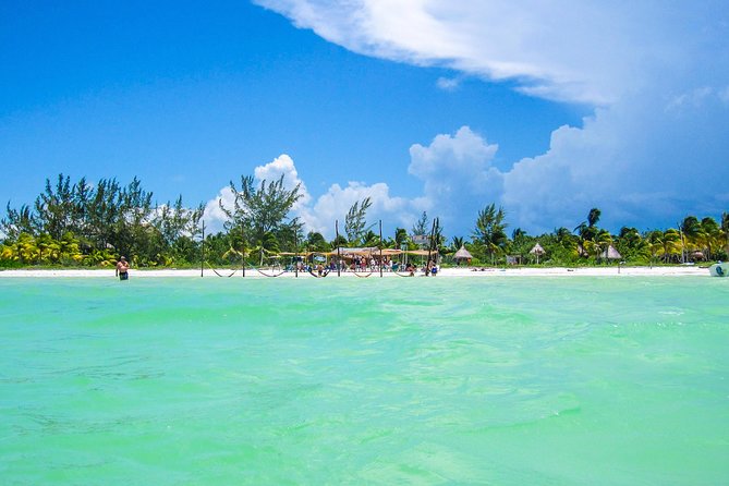 Holbox Island Tour in Mexico with Lunch - Group size, comfort, and physical effort